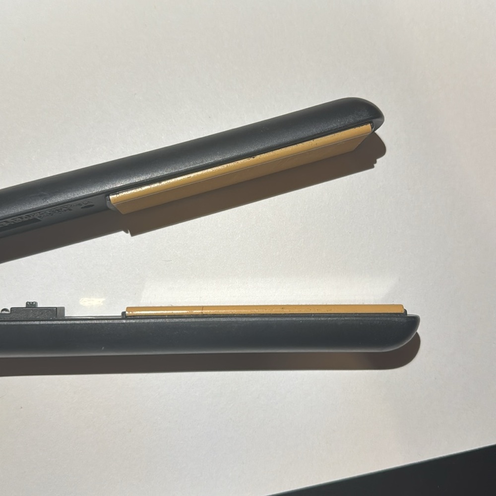 CHI flat iron - Picture 4 of 5